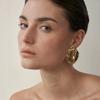 Pendientes grandes y sencillos de estilo cueva con diseño de nicho, chapados en cobre y oro de 18 quilates, elegantes pendientes de esmalte Zhang Xiaofei del mismo estilo