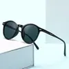 Óculos de Sol Ultra Leves Estilo Coreano com Armação Redonda para Homens e Mulheres, Óculos com Proteção UV e Solar, Óculos de Moda Tendência e Personalizados para Uso ao Ar Livre