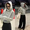 Sudadera con capucha estilo perezoso gris para mujer 2026 Principios de Otoño Versión Coreana Diseño Corto con Sentido Versátil Top Corto de Chica Popular