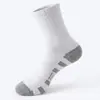 Comercio Electrónico Transfronterizo Más Vendidos Calcetines Deportivos de Alta Elasticidad de Media Pantorrilla Calcetines Largos Calcetines de Baloncesto Calcetines de Algodón para Hombre 168N Venta al por Mayor de Fábrica