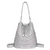 Bolso de Mano de Moda Estilo Punk para Mujer, Bolso Cubo Versátil con Remaches Únicos, Bolso de Hombro y Cruzado para Mujer