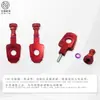 Modificación de motocicleta Aleación de aluminio CNC Ajustador de cadena Yamaha LC135 Regulador de cadena V8 Decoración del basculante trasero