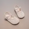 Zapatos de Princesa Estilo Coreano 2026 Sandalias de Suela Suave para Verano Calados con Lazo Infantil Zapatos Individuales Tejidos Nuevos para Niñas