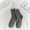 Novas meias de algodão para outono e inverno, meias fofas com desenho de urso preto, branco e cinza para mulheres, meias estudantis respiráveis e absorventes de suor, meias casuais