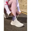 Zapatos Deportivos Ligeros Blancos Jordan Yueyu para Mujer Otoño 2025 Nuevos Zapatos de Correr de Cuero Impermeables Zapatos Antideslizantes para Jogging