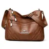 Bolsa de mãe estilosa simples combinando bolsa transversal de ombro pequena quadrada 2026 estilo comércio exterior transfronteiriça cor sólida retrô bolsa feminina da moda