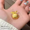 Broche de Camélia Europeu e Americano Elegante Fashion Retrô com Esmalte Gotejado Alto Padrão Luxo Leve Versátil Acessório de Broche de Alto Padrão