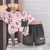 Conjunto de Verano para Niños 2026 Nuevo Elegante Versión Coreana Cuello Redondo Estampado de Letras Manga Corta Delgado Conjunto de Dos Piezas para Niños Pequeños Moderno