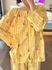 Pijama Suave y Lindo Estilo Princesa con Rayas Amarillas y Estrellas para Niña Conjunto de Pantalones Largos de Manga Larga con Cuello Redondo para Primavera y Otoño