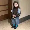 Ropa de Otoño/Invierno para Niñas 2026 Nuevo Estilo Coreano Temática del Bosque Chaqueta Color Block Azul y Marrón para Niñas Atuendo Versátil de Moda para Niñas