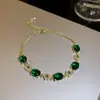 Pulsera de Hebilla Cuadrada de Circonita de Lujo Ligero y Estilo Simple, Pulsera de Moda Versátil para el Trabajo, Pendientes Exquisitos de Nicho de Gama Alta