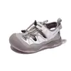 Sandalias para Niñas 2026 Verano Nuevo Estilo Transpirables de Malla con Suela Suave Tenis para Niños Bebé Caladas Zapatos de Exterior