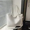 Bolso cruzado de un solo hombro minimalista, moderno y único, Bolso casual de primavera, nuevo estilo 2026, Bolso tote para mujer con diseño de nicho