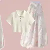 Conjunto para Niños Medianos y Grandes Verano Nueva Moda Camiseta de Manga Corta con Cuello Polo Pantalones Florales Dulces y Lindos Conjunto de Dos Piezas