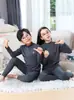 25 Conjunto de Roupa Íntima Térmica Infantil com Gola Alta Outono e Inverno, Cores Sólidas, Para Meninos e Meninas, Pijama de Bebê