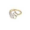 Anillo de Flor de Concha Giratoria Perla de Agua Dulce Natural Incrustado con Nácar Cobre Chapado en Oro Color Duradero Anillo de Temperamento Venta al por Mayor