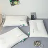 Hotel Estrella núcleo de almohada para hotel cama individual doble para el hogar B&B almohada de algodón Clase A almohada para maternidad e infantil soporte cervical