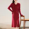 Vestido de Lana Merceizada Holgado Adelgazante Estilo Chino de Moda Falda Base de Punto Otoño e Invierno Cuello en V Elegante Cubre Vientre