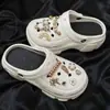 Acessórios Crocs Fivelas Decorativas DIY para Sapatos Femininos Flor de Sapato Zhibixing Conjunto de Acessórios para Sapatos Fivela Flor de Sapato Popular de Alta Qualidade