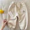 Pantalones Infantiles Transfronterizos Otoño/Invierno 2026 Niños Dibujos Animados Cálidos Felpa Adicional Pantalones Deportivos Bebé Niño Pequeño Casual Joggers