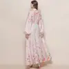 Foto Real de un Vestido Largo Estampado Vintage de Estilo Francés, Corte Ajustado, con Elegantes Mangas Abullonadas y Cinturón