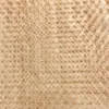 Venta al por mayor de fábrica en stock lentejuelas doradas de 3 mm rombo bordado plano tela de malla ligera tela bordada con cuentas