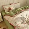 Juego de Ropa de Cama de Cuatro Piezas para Primavera/Verano 2026: Funda de Edredón con Borde de Concha de Hilo de Bouclé Clase A, Sábana Plana y Sábana Ajustable