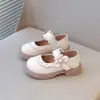 Zapatos de Cuero para Niñas, Modernos y Elegantes, con Moño de Perlas, Zapatos Casuales para Niñas, Nuevo Estilo 2026, Versátiles y Cómodos, Zapatos de Princesa, Modernos