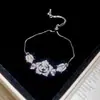 Pulsera de Corazón, Lazo y Flor de Zirconia, Pulsera de Diseño de Lujo Ligero de Moda Personalizada, Joyería de Gama Alta Elegante y Versátil