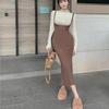 Traje de vestido cálido de terciopelo alemán para otoño e invierno Conjunto de dos piezas para mujer Estilo Spice Girls Cintura ceñida Cadera ajustada Falda de cola de pez de longitud media