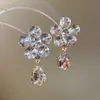 Conjunto de Brincos e Colar com Pingente de Flor Cravejado de Diamantes Estilo Palácio, Corrente de Clavícula da Moda, Joias de Luxo Leve e de Alto Padrão para Mulheres