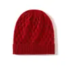Cachemira Otoño/Invierno 2026 Nuevo para Mujer de Gama Alta Color Sólido Tejido de Punto Trenzado Protección para Orejas Cálido Moda Casual de Punto Plegable Gorro