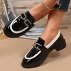 2026 Nuevos Mocasines de Cuero para Mujer Estilo Comercio Exterior Bloques de Color Suela Gruesa con Hebilla Metálica Slip-On Zapatos de Caña Baja Estilo Británico