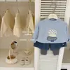 ¡LeenbabyParche Floral! Conjunto de Suéter de Otoño/Invierno para Niña con Bordado de Patchwork Floral y Pantalones Bootcut Azules de Dos Piezas Falsas