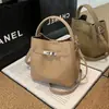 Bolsa de Mão Vintage Nova da Primavera 2026 Versátil Bolsa de Ombro Elegante Bolsa Transversal Tendência Bolsa Saco Bolsa Feminina