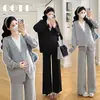 Ropa de maternidad para otoño, nuevo estilo de corte holgado, diseño de retazos, suéter de talla grande, pantalones de maternidad casuales versátiles, conjunto moderno adelgazante para mamás