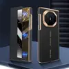 Adecuado para Huawei Mate XT2, este estuche para teléfono cuenta con una tapa abatible chapada, un diseño de ventana, una bisagra de doble eje, una función de suspensión/activación y es a prueba de golpes, y está hecho de cuero