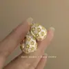 Pendientes de Flor de Rosa Esmaltada con Goteo Azul Neblina Repujada Estilo Francés Retro para Mujer, Lujo Ligero, Sensación de Alta Gama, Estilo de Nicho