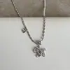 Colar com Pingente de Pônei de Zircônia para Mulheres, Simples e Único, Versátil e Estiloso, Gargantilha Clavicular com Emenda de Pérola