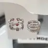 Anel Coração Rosa Feminino Luxo Leve Design de Nicho Sentido Fashion Versátil Anel de Dedo Coroa Anel Aberto Ajustável