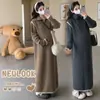 Ropa de Maternidad de Alta Calidad Otoño e Invierno 2025 Nuevo Estilo de Longitud Media Holgado Solapa Cremallera Suéter Ropa Exterior Adelgazante Vestido