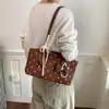 2026 Nuevo Bolso de Nicho Bolso de Bolos Simple de Lunares Bolso de Hombro Versátil para Viajar Bolso de Axila