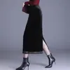 Falda lápiz de terciopelo con adornos de encaje para mujer, nuevo estilo otoño e invierno 2025, de cintura alta, adelgazante, con efecto drapeado