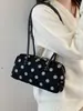 2026 Nuevo Estilo Coreano Bestseller Transfronterizo Bolso de Hombro Único de Gamuza con Puntos Moda Simple Versátil Bolso de Viaje Diario para Mujer