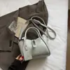 Bolsos para Mujer 2025 Nuevo Bolso Cruzado de Aspecto Elegante para el Trabajo de Moda Bolso de Cesta de Verduras para Mujer Hombro Portátil Cubo