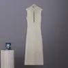 Roupas Femininas Transfronteiriças Europeias e Americanas 2026 Novo Verão Sexy Tricô Vazado Sem Mangas Gola Redonda Slim-Fit Vestido Tricô para Mulheres