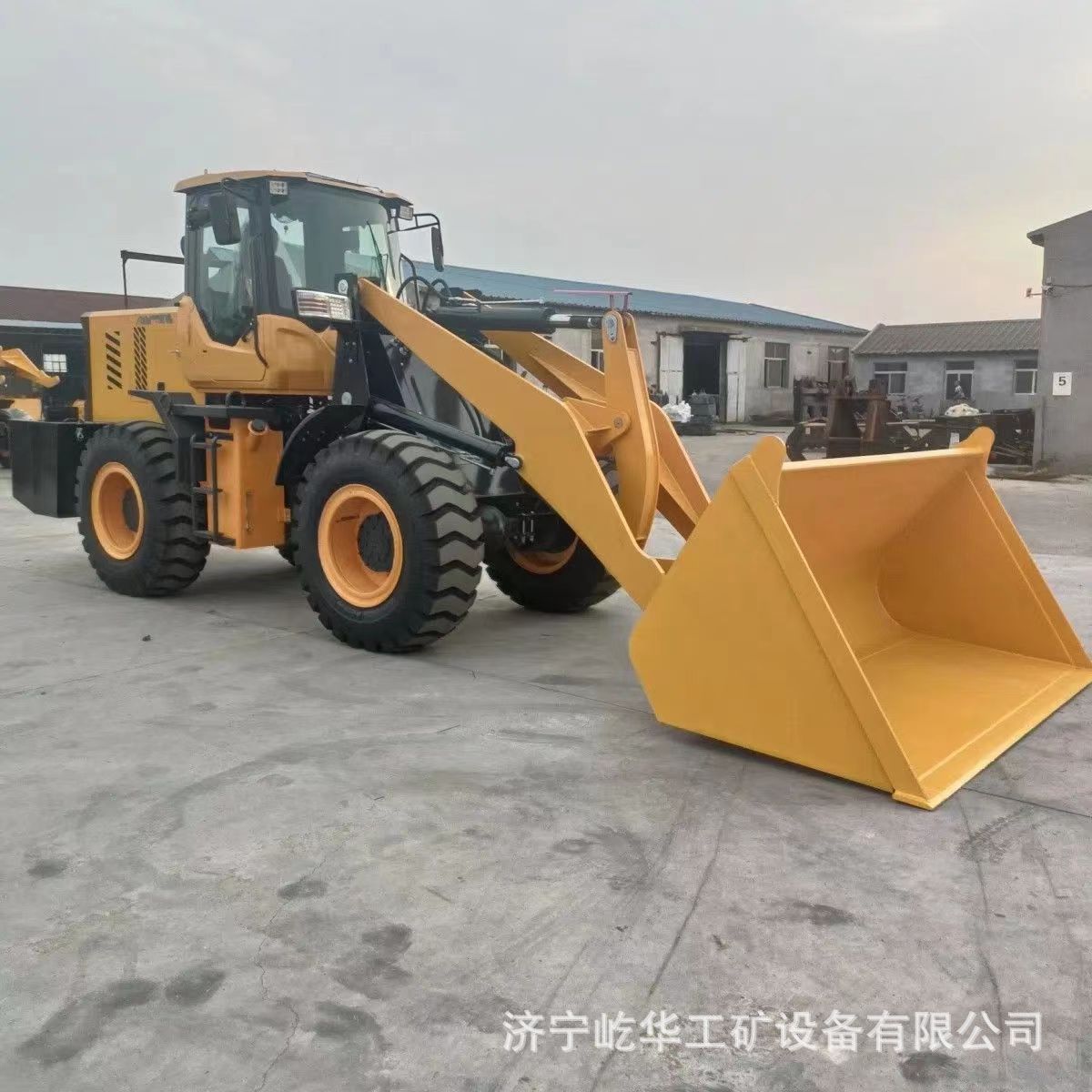 装载机E7.jpg
