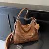 Nova Bolsa Pão de Camurça e Veludo Outono/Inverno Bolsa de Ombro Único Retro de Alta Qualidade Bolsa de Ombro Cruzado Criativa de Personalidade para o Trabalho