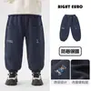 Pantalones para niño estilo europeo derecho, pantalones casuales de invierno para bebés, nuevo estilo 2026, forrados de felpa, pantalones largos para niños pequeños, ropa de invierno para niños