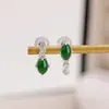 Yuebao Joyería Jadeíta Natural Plata de Ley S925 Diseño Oval Incrustado Aretes de Botón Plateados Fábrica Personalización